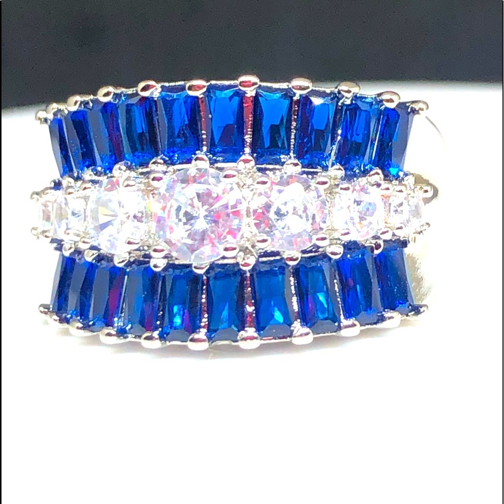 925/14ky Gold Sapphire & Clear CZ’s Ring